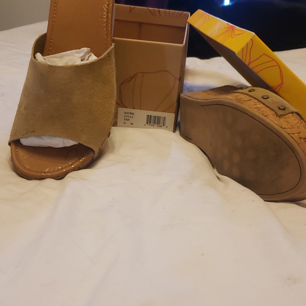 Wedge sandal